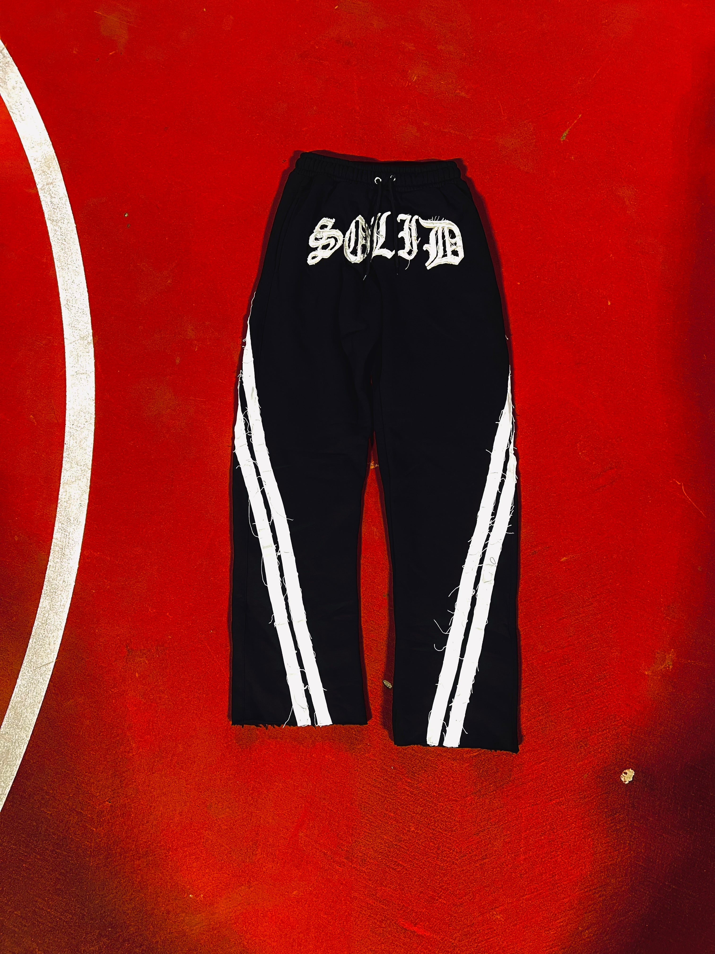 Essence Sweats - Solid3eings